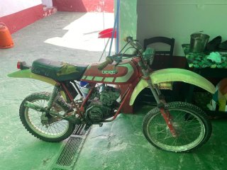 Derbi Diablo Súper C7 Enduro Roja