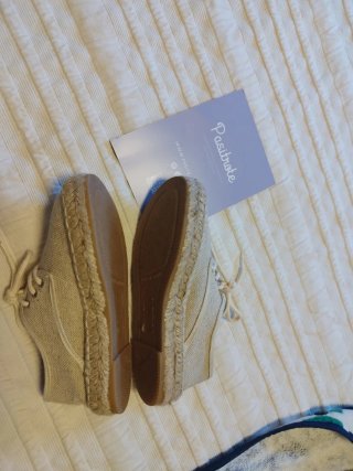 Zapatos ceremonia Pasitrote beige talla 30.