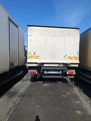 Camión IVECO Eurocargo