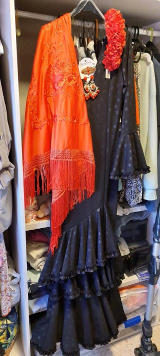 Vestido de flamenca negro a estrenar