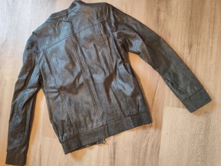 Cazadora imitación cuero gris hombre