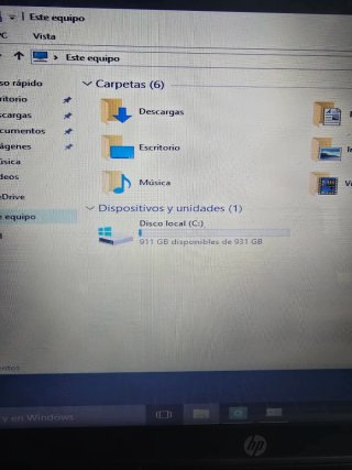 HP Touchsmart Core i7 beats audio 16gb ram 1tb hdd