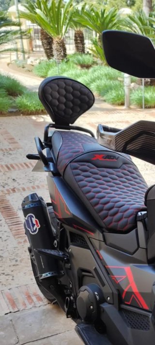 Asiento HONDA X-ADV XADV Negro/Rojo