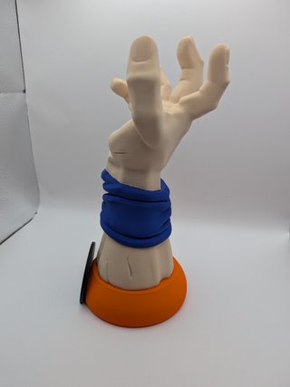 Soporte mando Goku DBZ