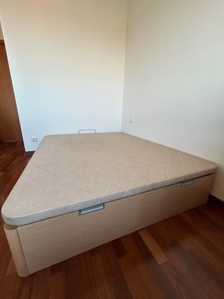 Canapé abatible madera y tela