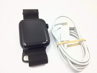 E696112-0 APPLE WATCH SE (2 GENERACION) 44MM (A272