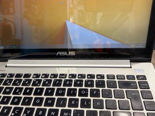 Portátil Asus Intel Core i3