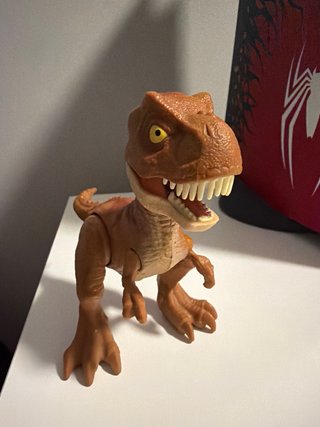 Figura T-Rex Bebé