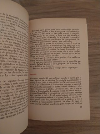 El Extraordinario Poder De Las Piedras Preciosas