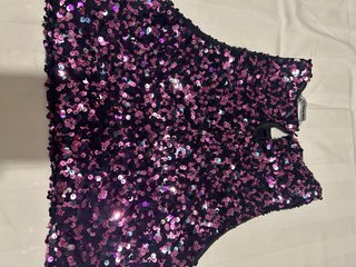 Top Fiesta Lentejuelas Morado y Negro