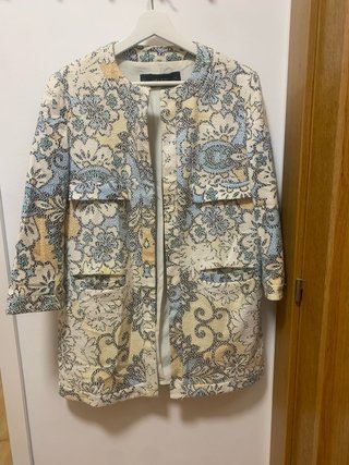 Chaqueta Zara Estampada Talla M