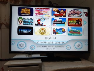 Nintendo Wii bianca "sbloccata" completa di tutto