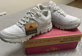 Zapatillas Skechers Trek Mujer Gris