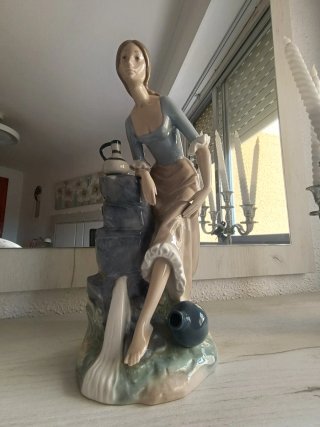 Figura Lladro Mujer