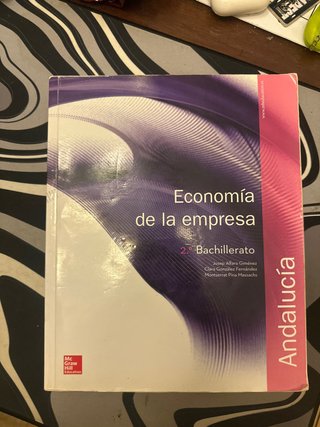 Libro Economía de la empresa 2 Bachillerato.