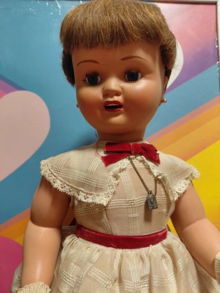 Muñeca antigua Maricela