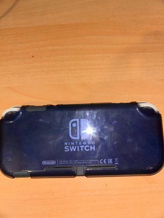 Nintendo Switch Lite negra con caja