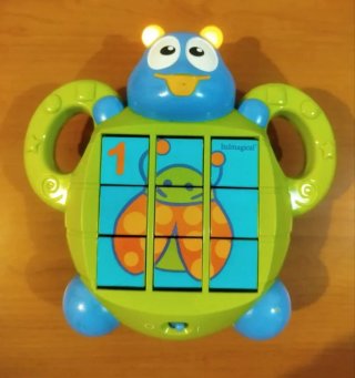 Juguete educativo ItsImagical TV y Robot