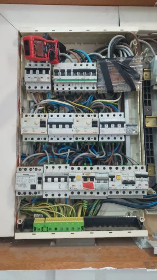 Elestricista  y Electronico
