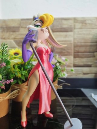 Figura Lola Bunny Cantante