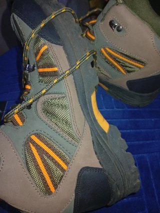 Botas de montaña verdes y naranjas T39 unisex
