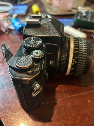 Nikon FE2 + Nikkor 50mm 1:1.4 + MD-12