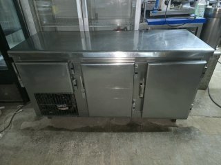 Bajo mostrador refrigerado 150x60cm