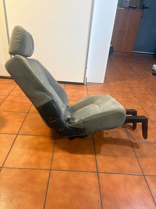 4 Asiento Hyundai H1 2004