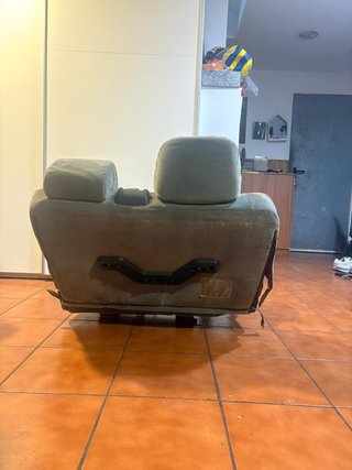 4 Asiento Hyundai H1 2004