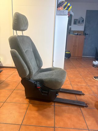4 Asiento Hyundai H1 2004