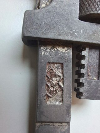 LLAVE STILSON ANTIGUA LLAVE GRIFA