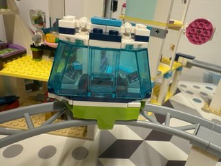 LEGO Friends Resort Heartlake City 41347 COMPLETO