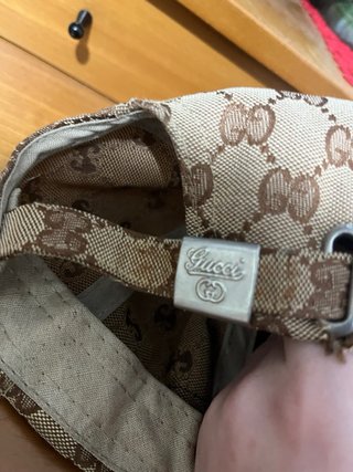 Cappello Gucci GG Supreme