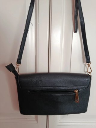 Bolso de hombro negro