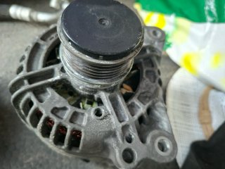 Alternador Bosch VW AG 06F 903 023F 140A