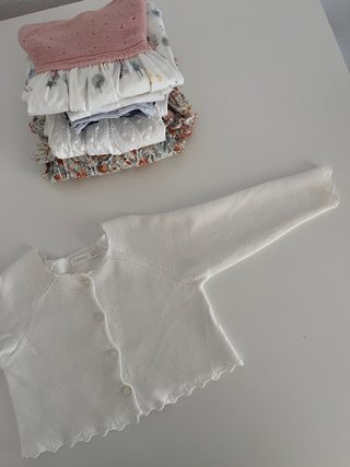 Lote de 3 vestidos y 1 conjunto niña 12M