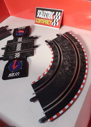 Scalextric Compact - Pistas de Carreras