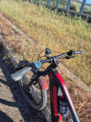 Cube Stereo Hybrid 140 HPC Race 625 Talla M