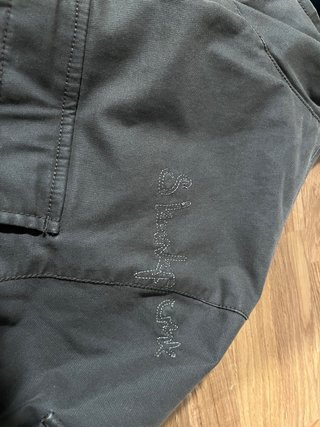 Chaqueta Skunkfunk verde militar multipocket