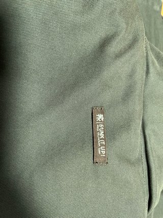Chaqueta Skunkfunk verde militar multipocket