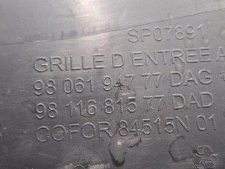 Citroen 9806194777 rejilla jumpy fugon * 104799