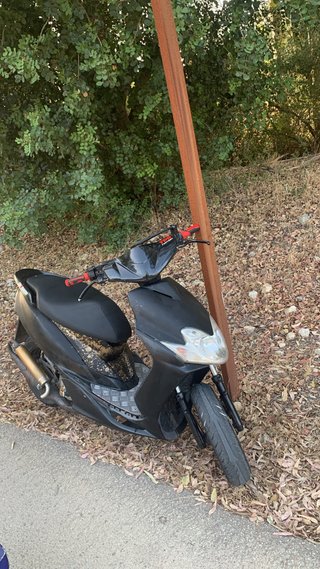 Yamaha Jog RR Scooter Negro/Dorado