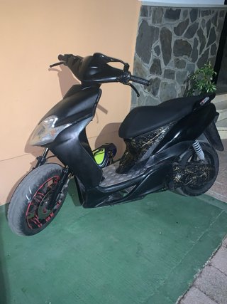 Yamaha Jog RR Scooter Negro/Dorado