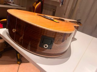 ChitarraAcusticaelettrificata Eko MiaA400ce scontr