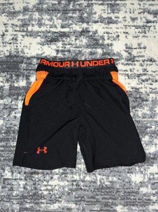 Conjunto Under Armour – Camiseta  Pantalón