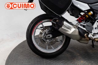 BMW F 900 XR