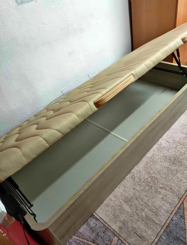 Canapé a ribalta laterale nuovi