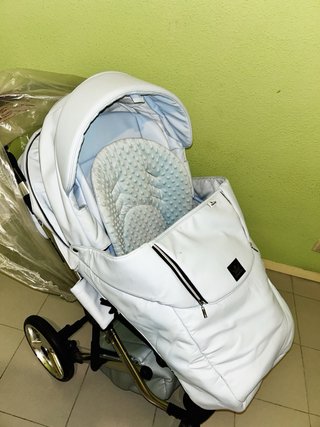 Carro de bebé 3 piezas precio negociable