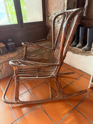 Dolce culla italiana vintage in rattan e bambù