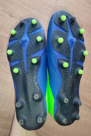 Botas de fútbol Viraltto talla 39